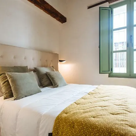 Rocio 17 Luxury Duplex With Shared-patio Apartment *